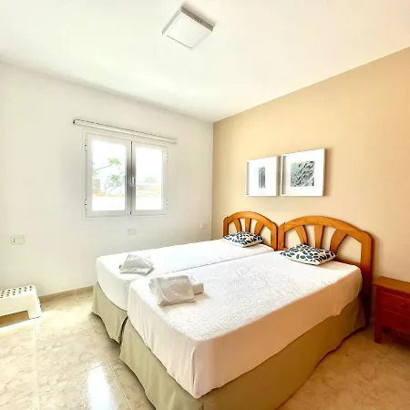 Appartement With Freewifi, Near The Y Natural Pools In *