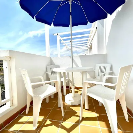 Appartement With Freewifi, Near The Y Natural Pools In
