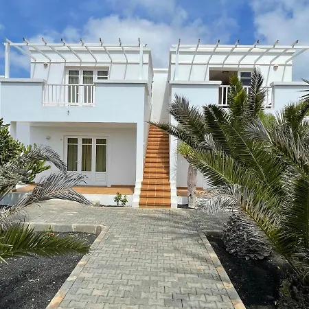 アパート With Freewifi, Near The Y Natural Pools In *