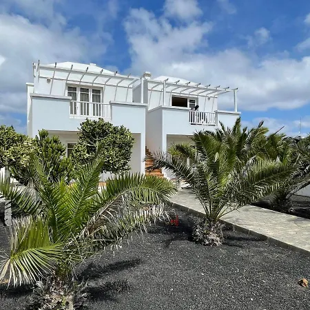 With Freewifi, Near The Y Natural Pools In Apartment